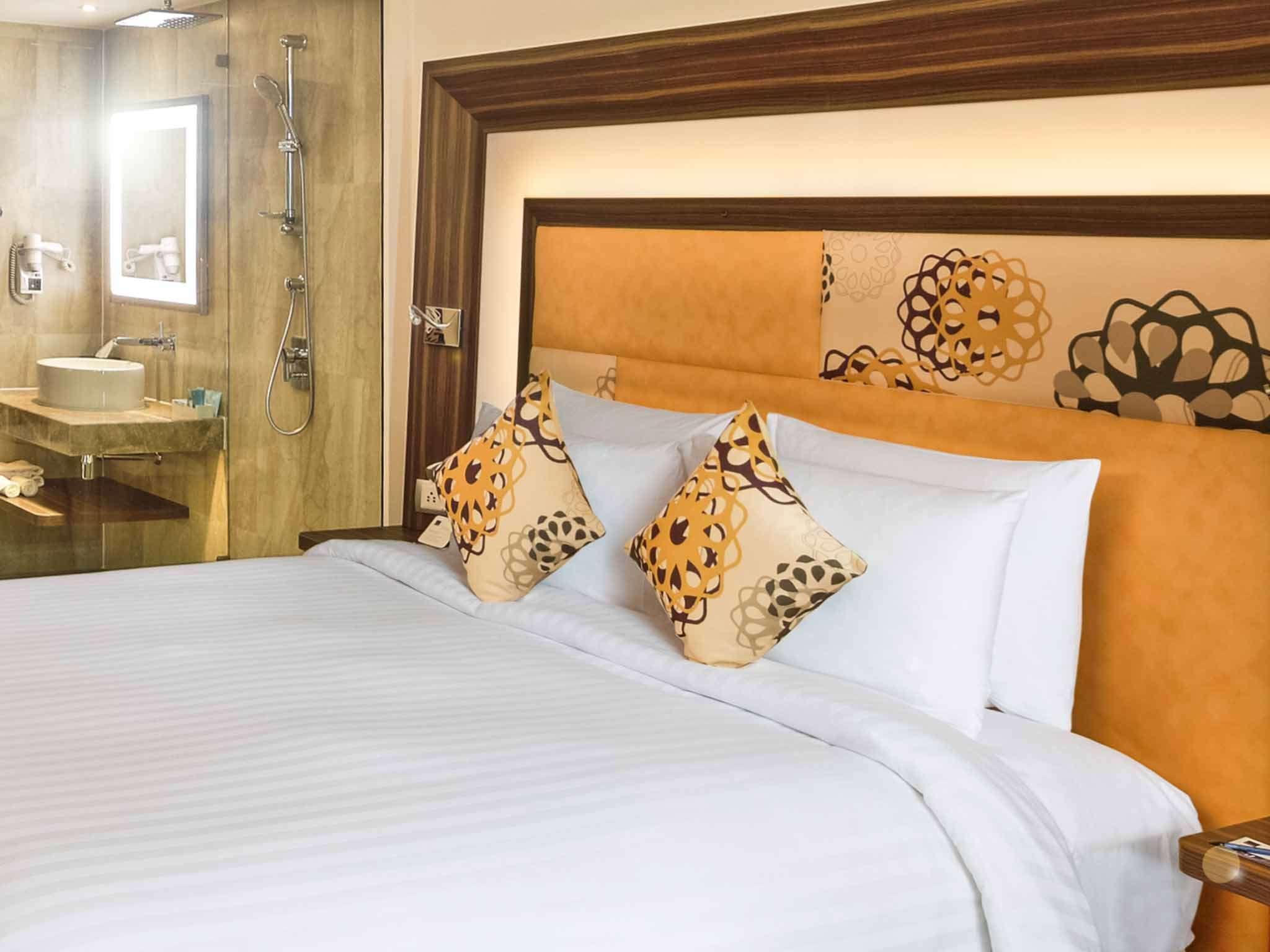 Novotel Pune Viman Nagar Road Zewnętrze zdjęcie A bedroom at the hotel