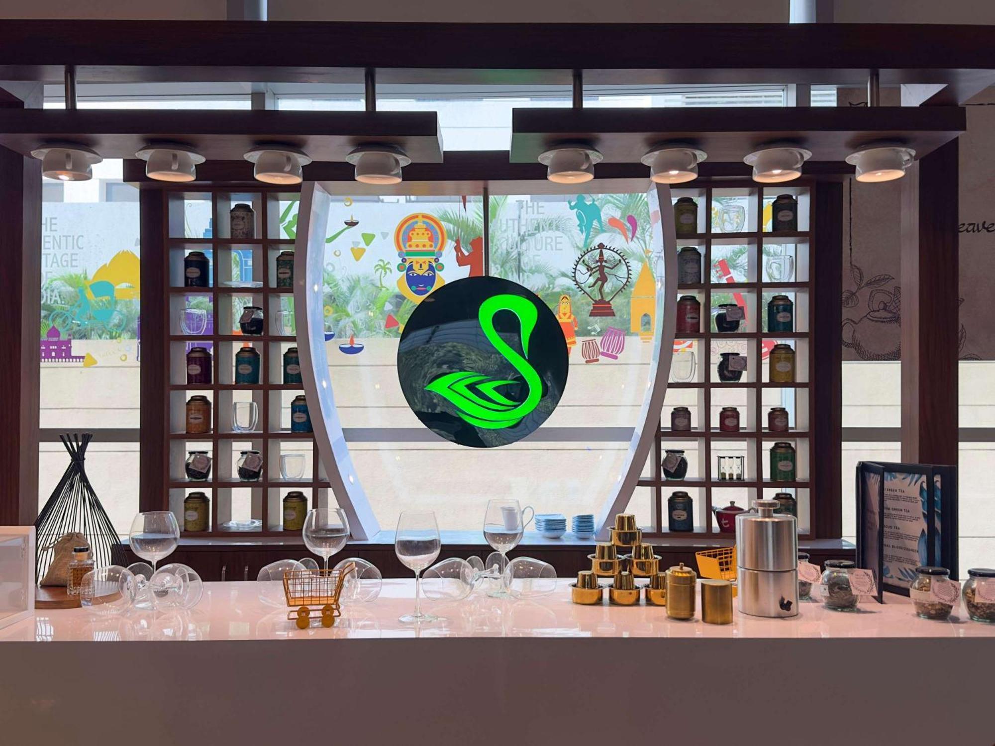 Novotel Pune Viman Nagar Road Zewnętrze zdjęcie The Green Swan